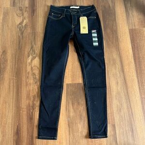 Levi 710 super skinny